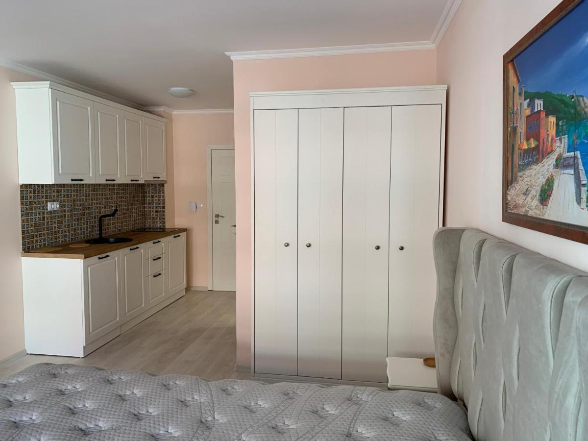 Valencia Gardens Deluxe Apartments نيسيبار المظهر الخارجي الصورة