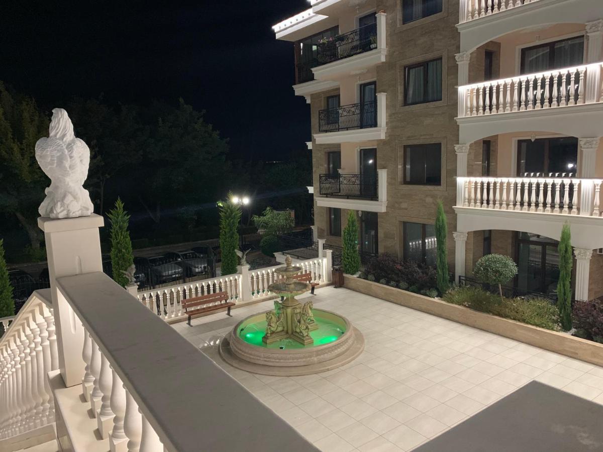 Valencia Gardens Deluxe Apartments نيسيبار المظهر الخارجي الصورة