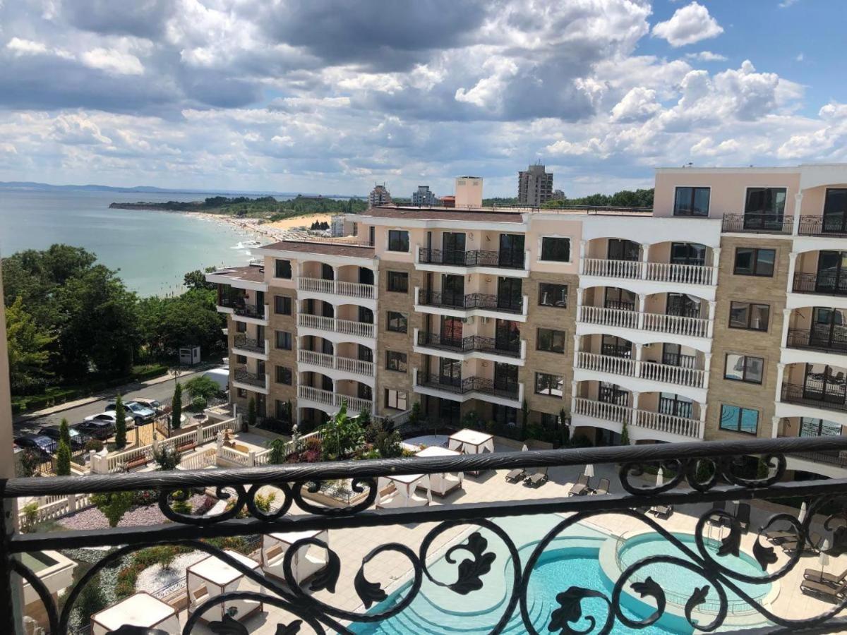 Valencia Gardens Deluxe Apartments نيسيبار المظهر الخارجي الصورة