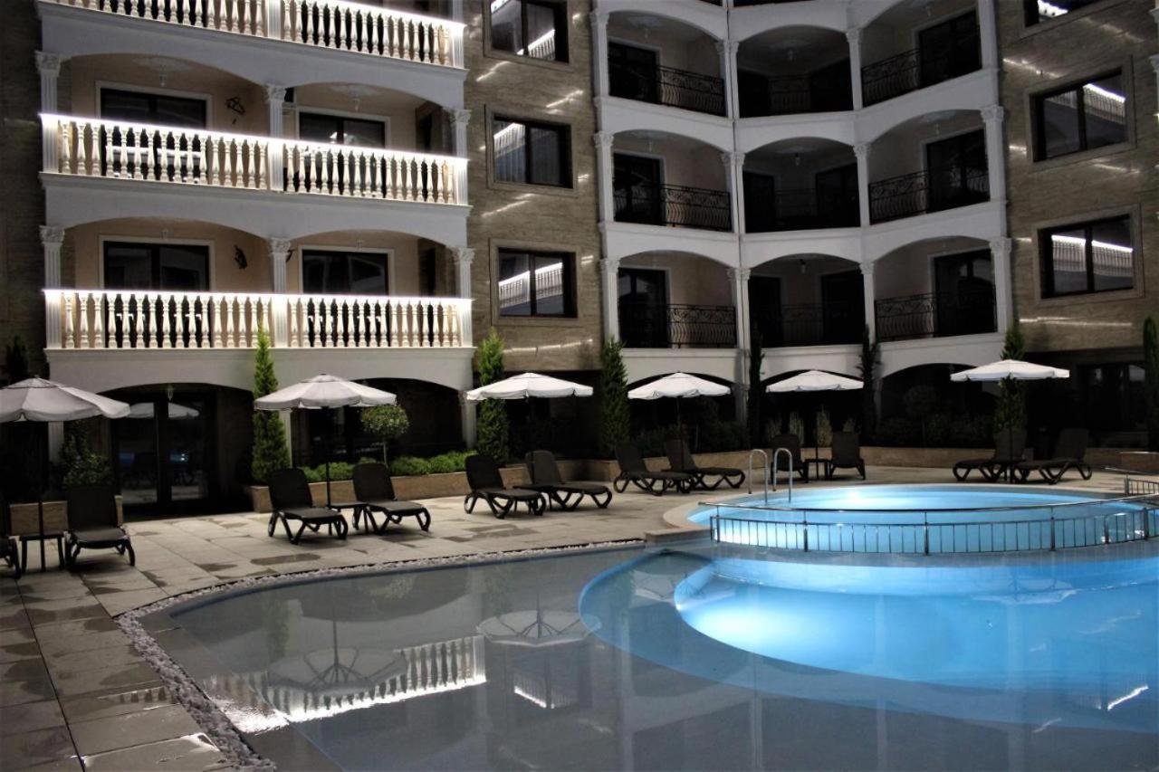 Valencia Gardens Deluxe Apartments نيسيبار المظهر الخارجي الصورة