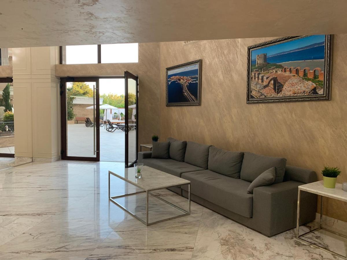 Valencia Gardens Deluxe Apartments نيسيبار المظهر الخارجي الصورة