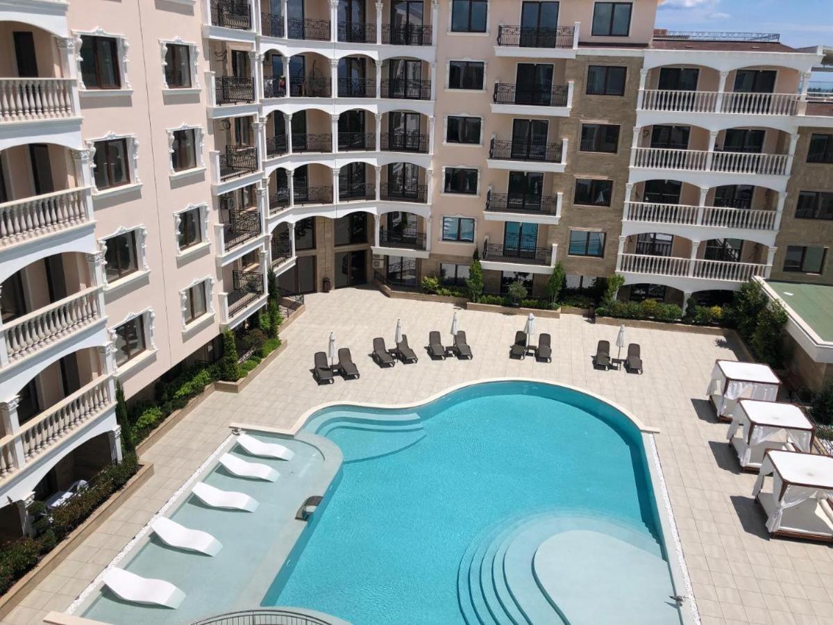 Valencia Gardens Deluxe Apartments نيسيبار المظهر الخارجي الصورة