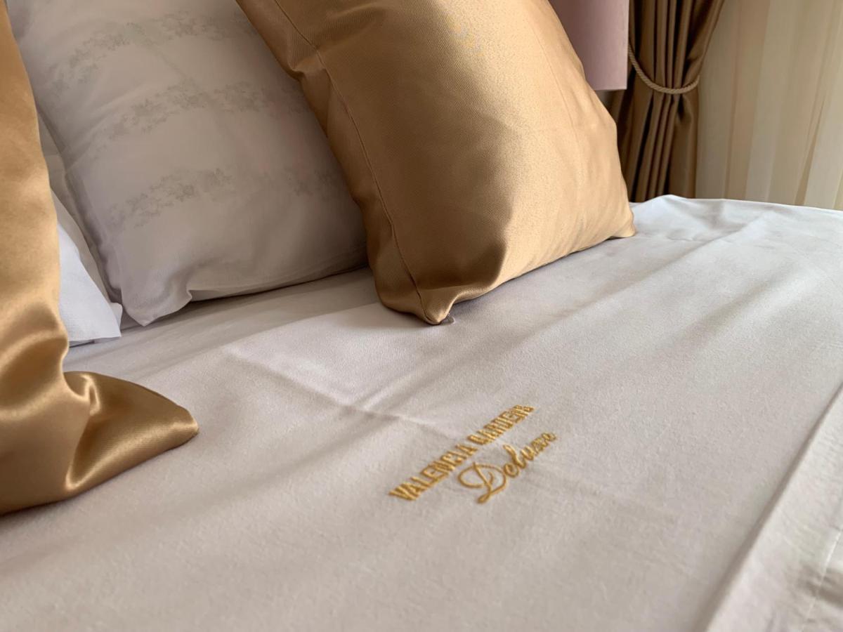 Valencia Gardens Deluxe Apartments نيسيبار المظهر الخارجي الصورة