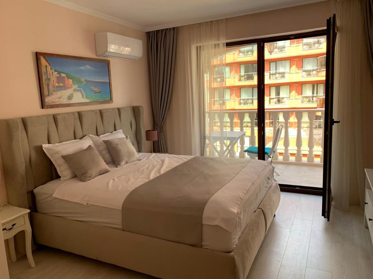 Valencia Gardens Deluxe Apartments نيسيبار المظهر الخارجي الصورة