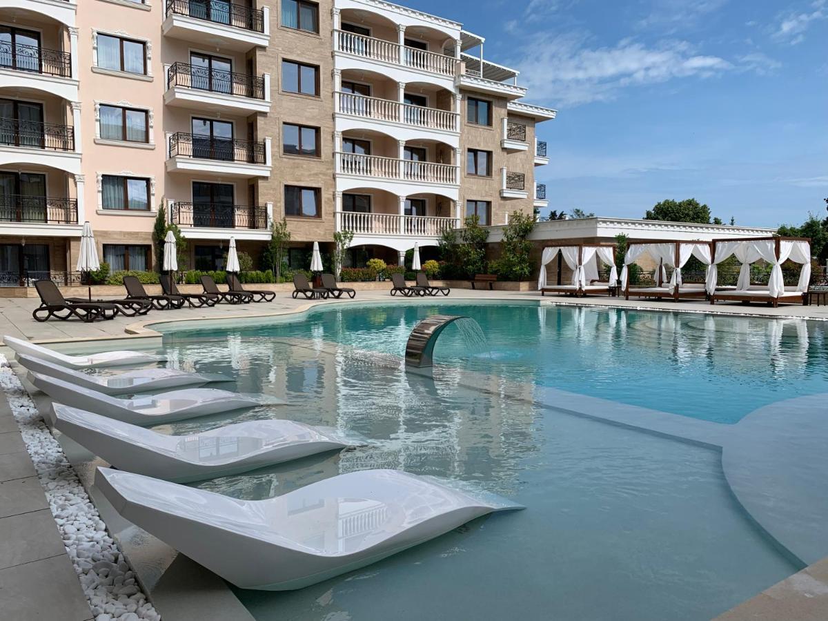 Valencia Gardens Deluxe Apartments نيسيبار المظهر الخارجي الصورة