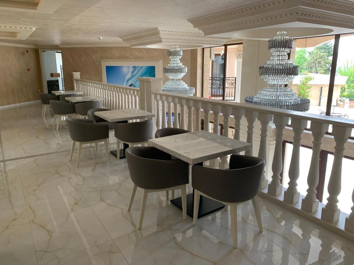 Valencia Gardens Deluxe Apartments نيسيبار المظهر الخارجي الصورة